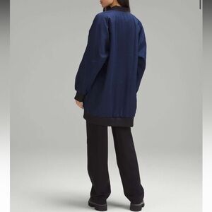 Lululemon Oversized Fit Non Stop Bomber Jacket size 6 in night sea and black